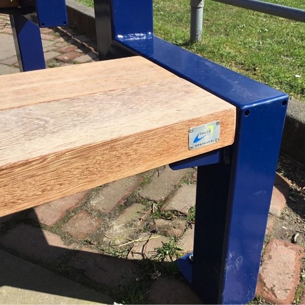 114235 straatmeubilair afvalbak picknicksets picknicktafel